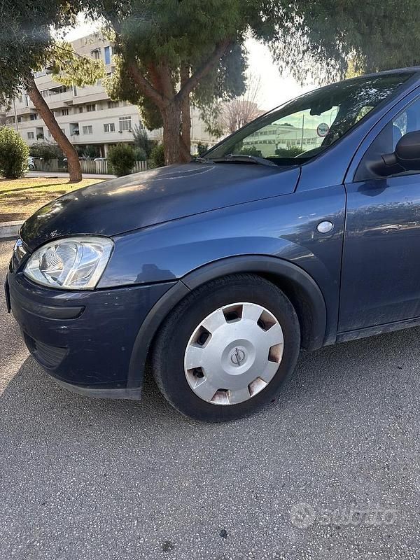 Usata Opel Corsa 2006 Grigio Utilitaria