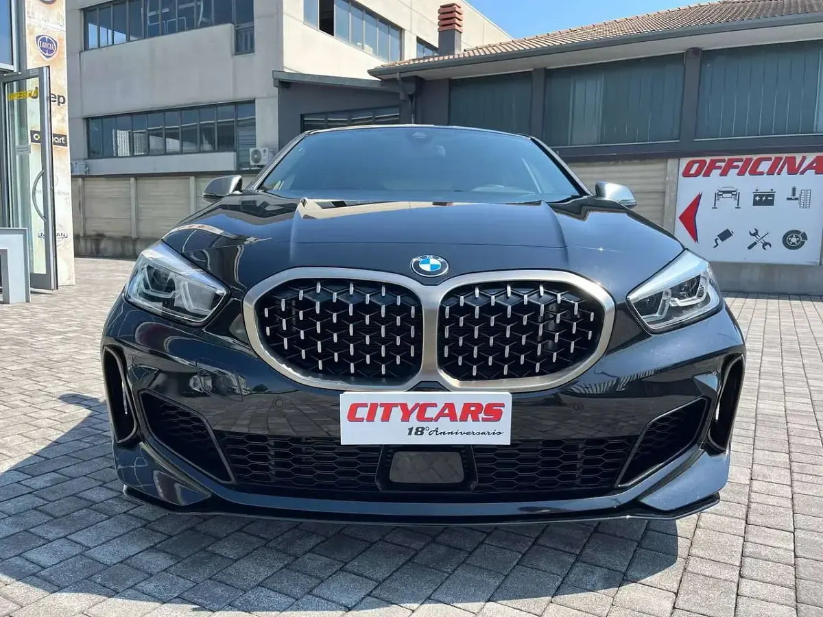 Usata BMW M135 306 CV (225 kW) 2020 Nero Utilitaria