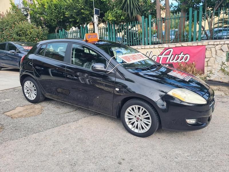 Usata Fiat Bravo Active 89 CV (65 kW) 2010 Nero Utilitaria