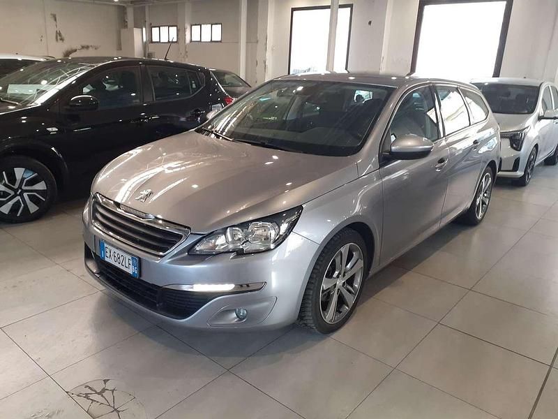 Usata Peugeot 308 SW Allure 114 CV (83 kW) 2015 Grigio argento Station wagon