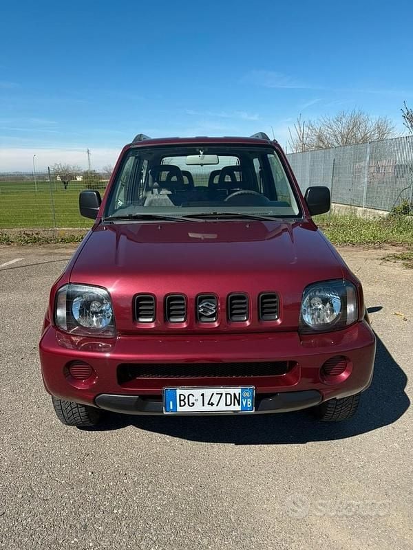 Usata Suzuki Jimny 2000 Rosso SUV