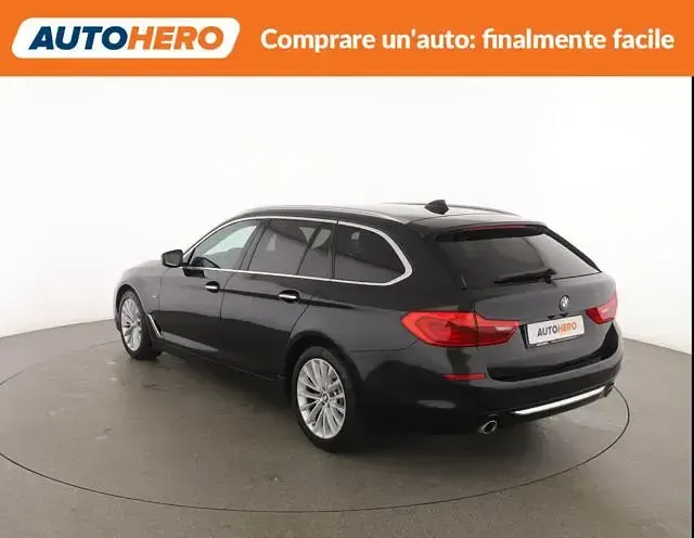 Usata BMW 520 Luxury Line 190 CV (139 kW) 2017 Nero Station wagon