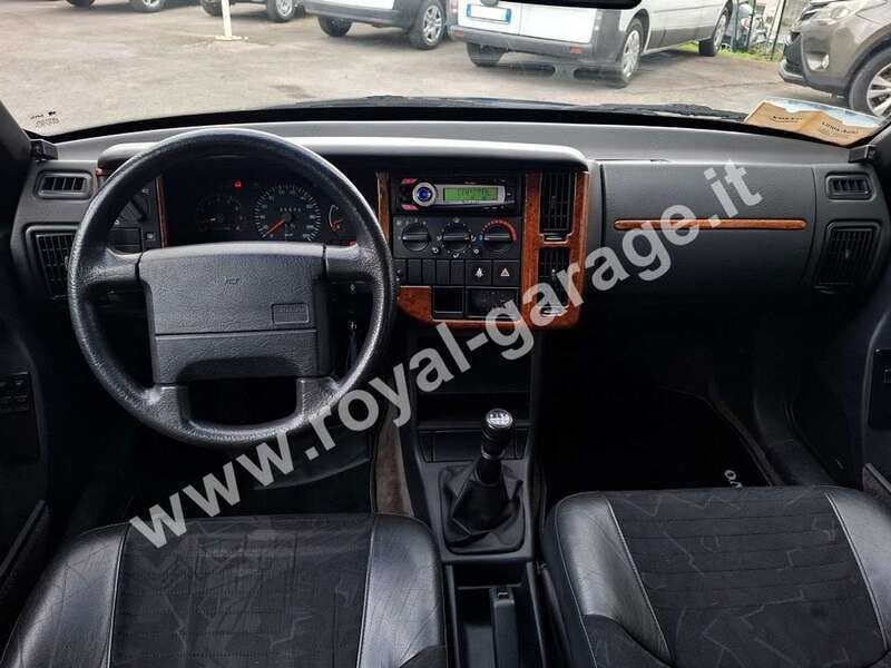 Usata Volvo 460 90 CV (66 kW) 1995 Pacific blue (325) Berlina