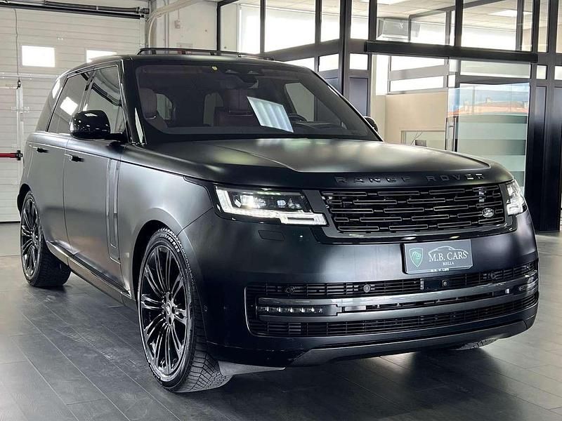 Nero Usata 2023 Land Rover Range Rover Autobiography SUV | 139.900 € (Cara) - Immagine 1/4