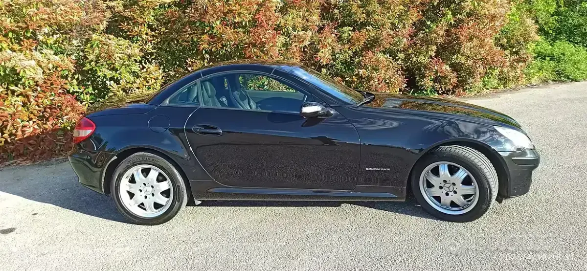 Usata Mercedes SLK200 163 CV (119 kW) 2006 Nero Cabrio