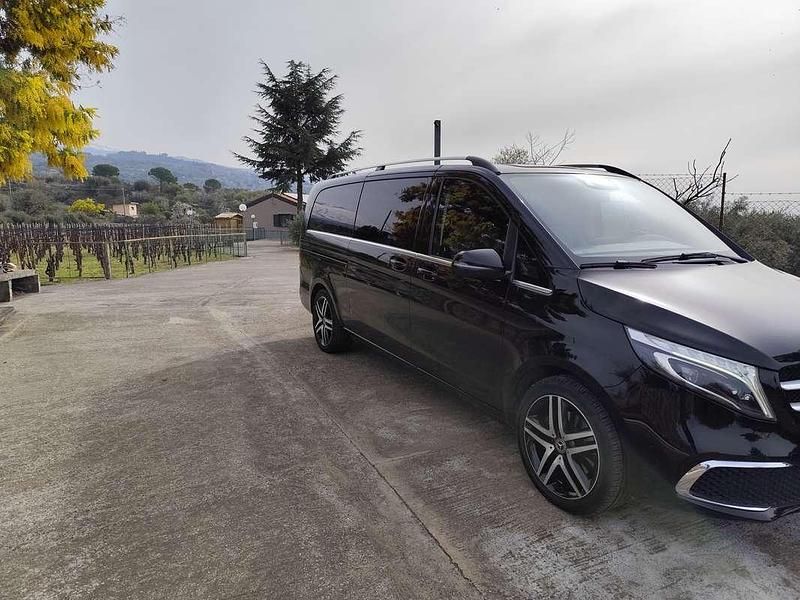 Usata Mercedes V250 190 CV (139 kW) 2020 Nero Monovolume