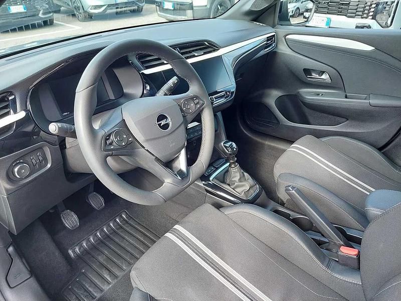 Usata Opel Corsa 101 CV (74 kW) 2025 Grigio Utilitaria