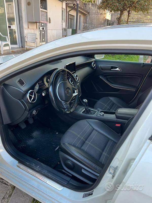 Usata Mercedes A180 2014 Bianco Berlina