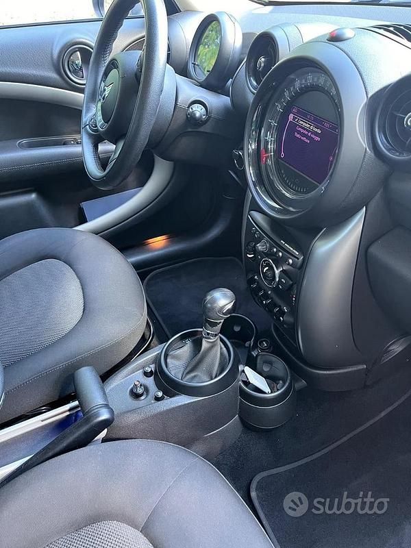 Usata Mini Cooper 2016 Bianco Utilitaria