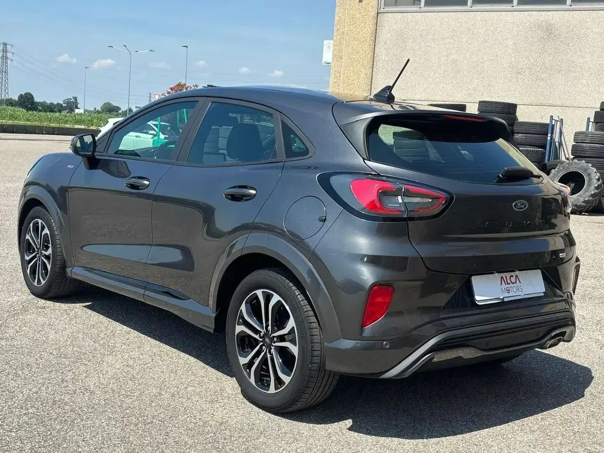 Usata Ford Puma ST-Line 125 CV (91 kW) 2021 Grigio SUV