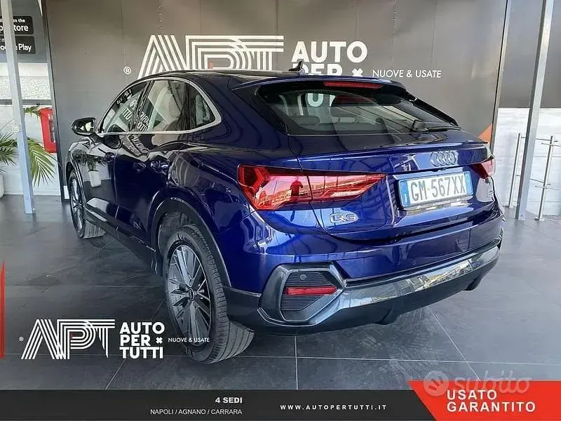 Usata Audi Q3 Sportback Business Plus 200 CV (147 kW) 2023 Blu SUV