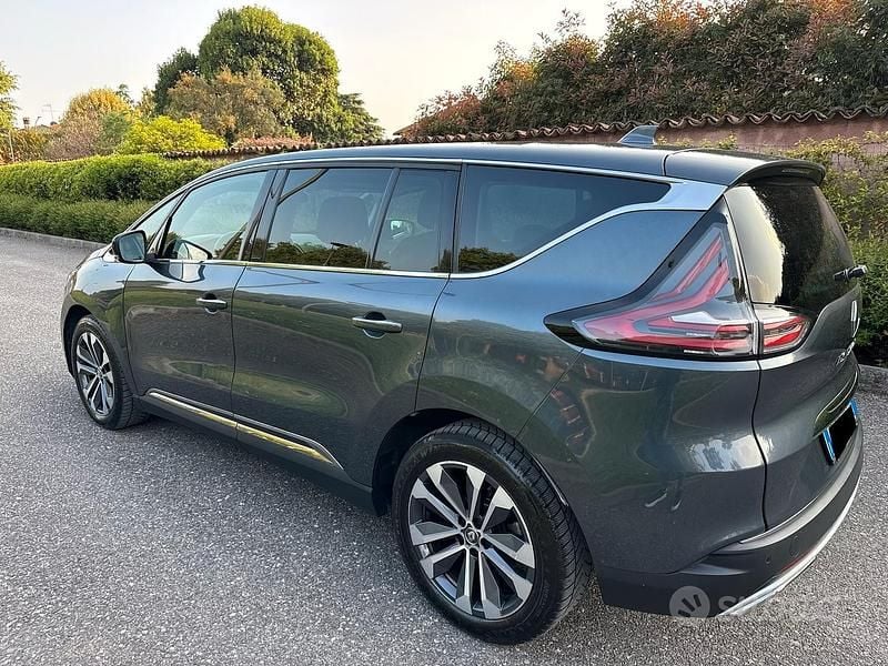 Usata Renault Espace Initiale Paris 190 CV (139 kW) 2022 Grigio Monovolume