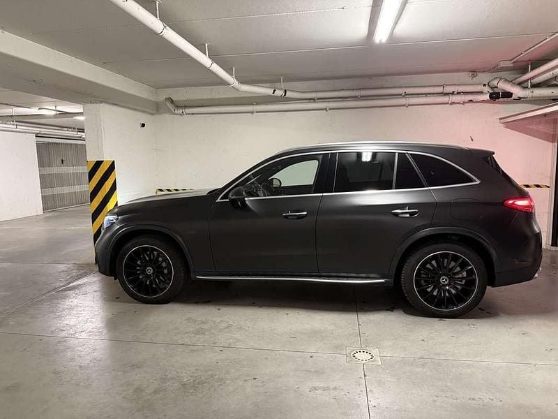 Usata Mercedes GLC400d AMG Line Premium Plus 252 CV (185 kW) 2023 Nero SUV