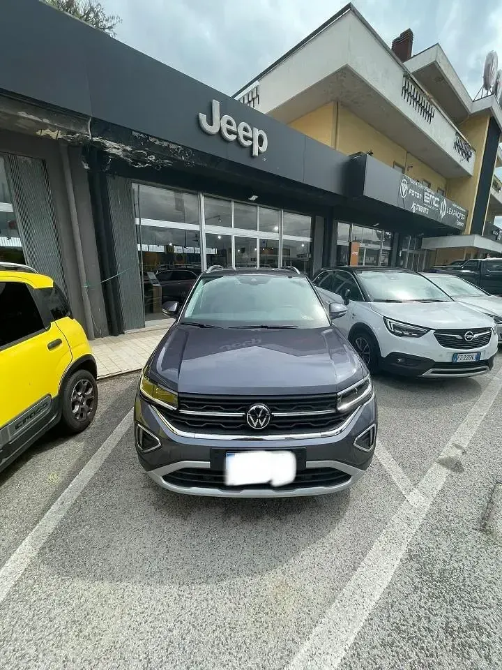 Usata VW T-Cross Style 116 CV (85 kW) 2024 Grigio SUV