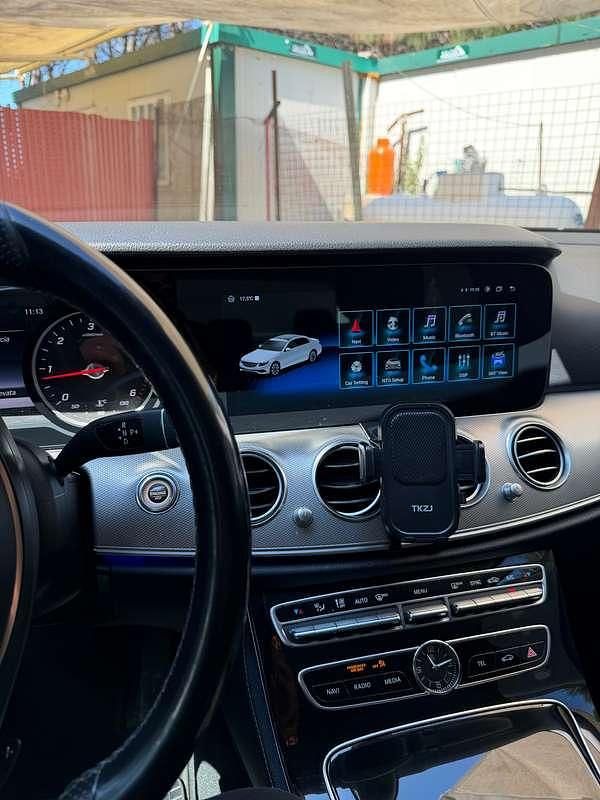 Usata Mercedes E200 Premium 150 CV (110 kW) 2017 Argento Berlina