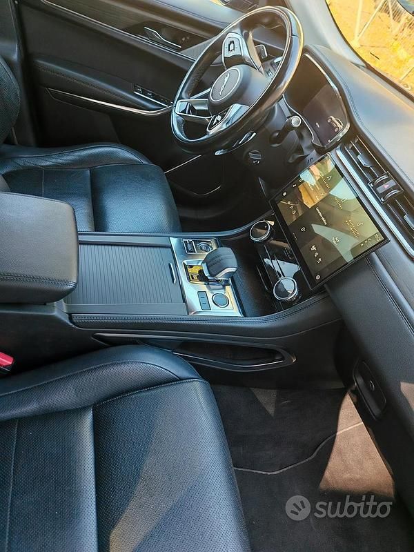 Usata Jaguar F-Pace 204 CV (150 kW) 2021 Grigio SUV