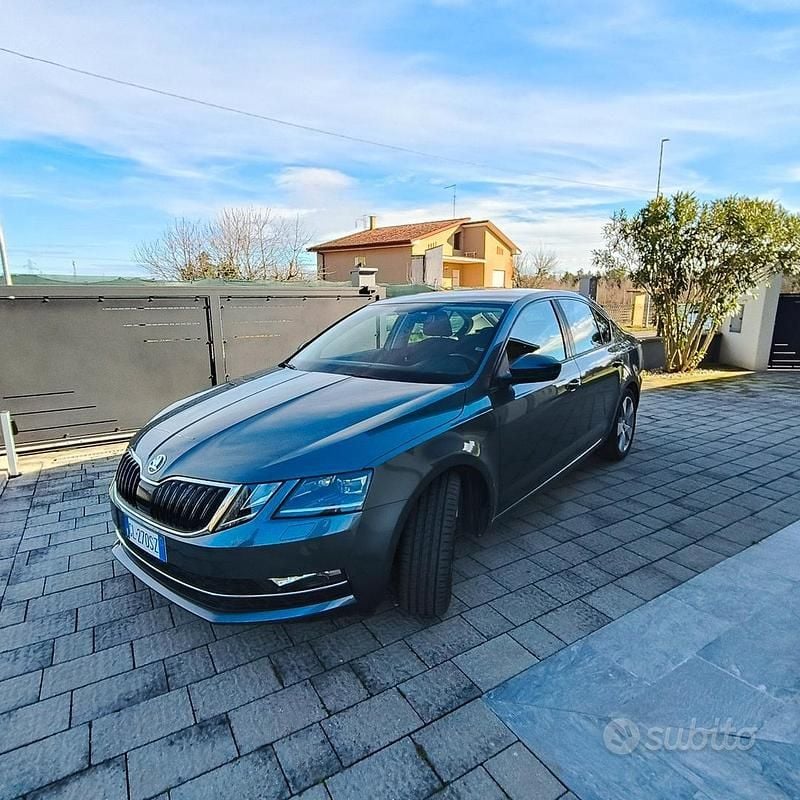 Usata Skoda Octavia 116 CV (85 kW) 2018 Grigio Berlina