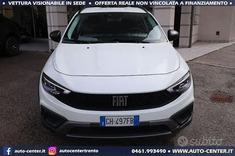 Usata Fiat Tipo Cross 101 CV (74 kW) 2021 Bianco Utilitaria