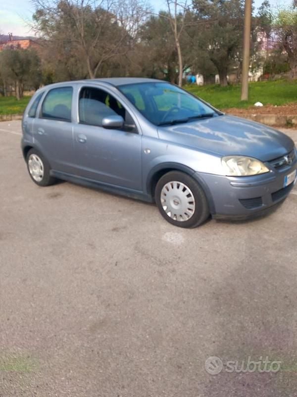 Usata Opel Corsa 2006 Grigio Utilitaria