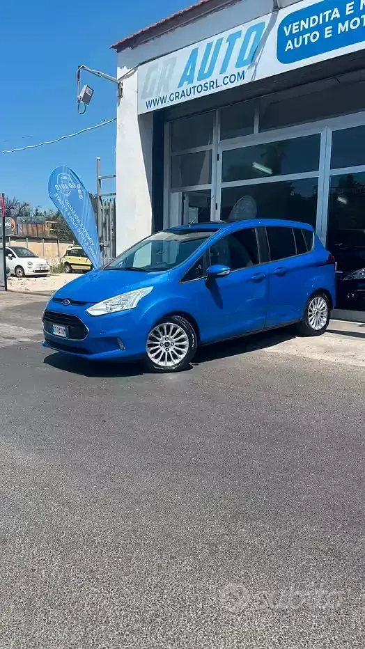 Usata Ford B-MAX Titanium 101 CV (74 kW) 2013 Blu Monovolume