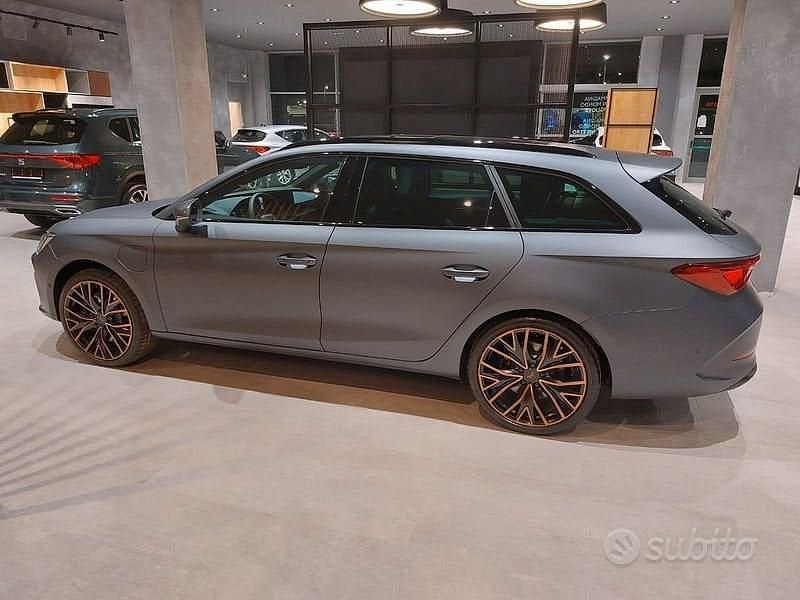 Usata Cupra Leon VZ 245 CV (180 kW) 2023 Antracite Station wagon