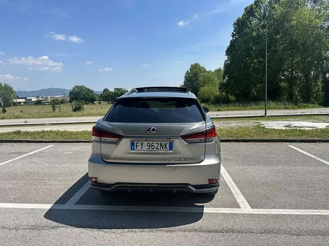 Usata Lexus RX450h Sport Line 262 CV (192 kW) 2019 SUV