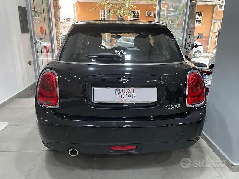 Occasion Mini Cooper Business 2019 Noir Citadine