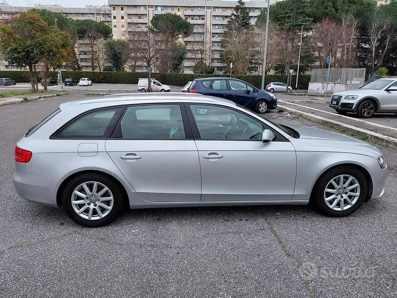Usata Audi A4 Ambiente 136 CV (100 kW) 2012 Grigio Station wagon