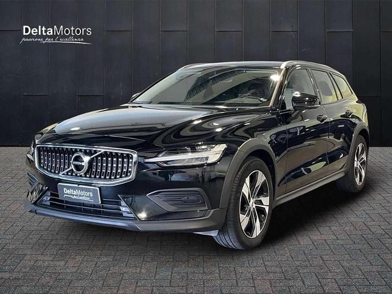 Nero Usata 2021 Volvo V60 CC Business Edition Station wagon | 28.900 € (Buon prezzo) - Immagine 1/4