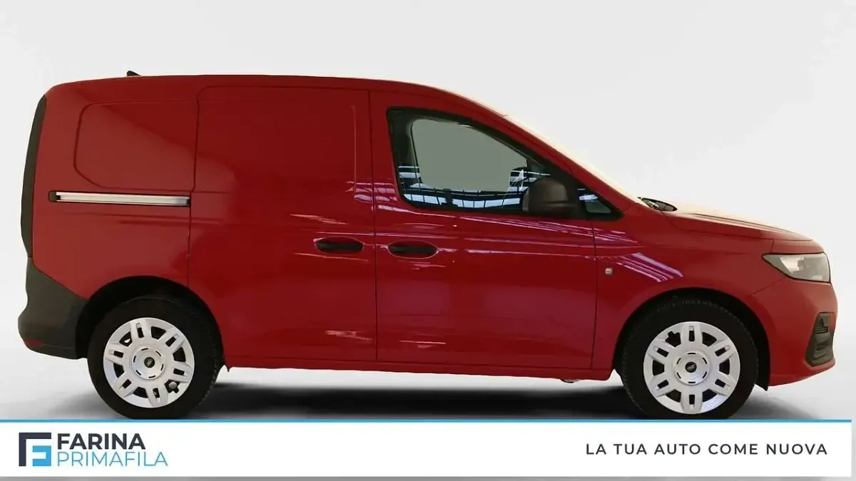 Usata Ford Transit Trend 122 CV (89 kW) 2025 Lava red Furgone
