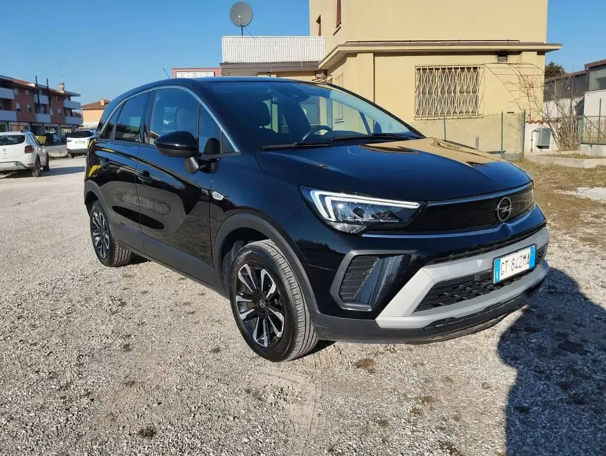Usata Opel Crossland Elegance 131 CV (96 kW) 2024 Nero SUV