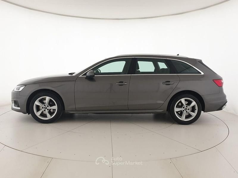 Usata Audi A4 Advanced 136 CV (100 kW) 2021 Grigio terra metallizzato Station wagon