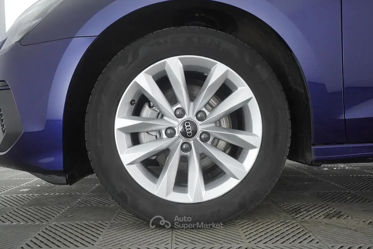 Usata Audi A3 e-tron 110 CV (80 kW) 2022 Blu Utilitaria
