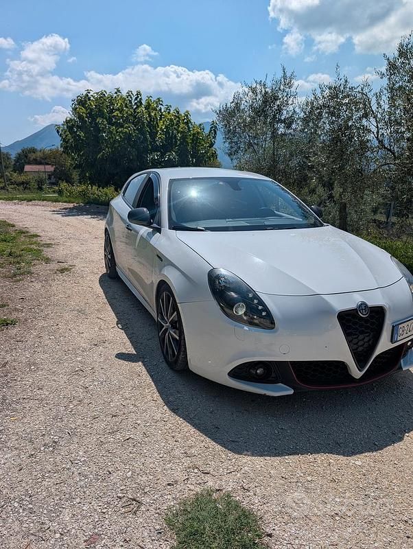 Usata Alfa Romeo Giulietta 120 CV (88 kW) 2020 Bianco Utilitaria