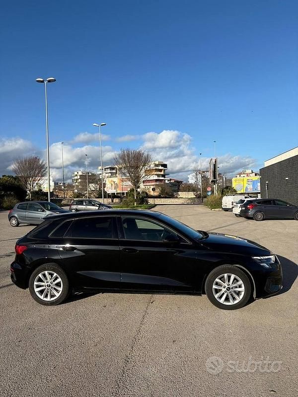 Usata Audi A3 Comfort 116 CV (85 kW) 2023 Nero Berlina