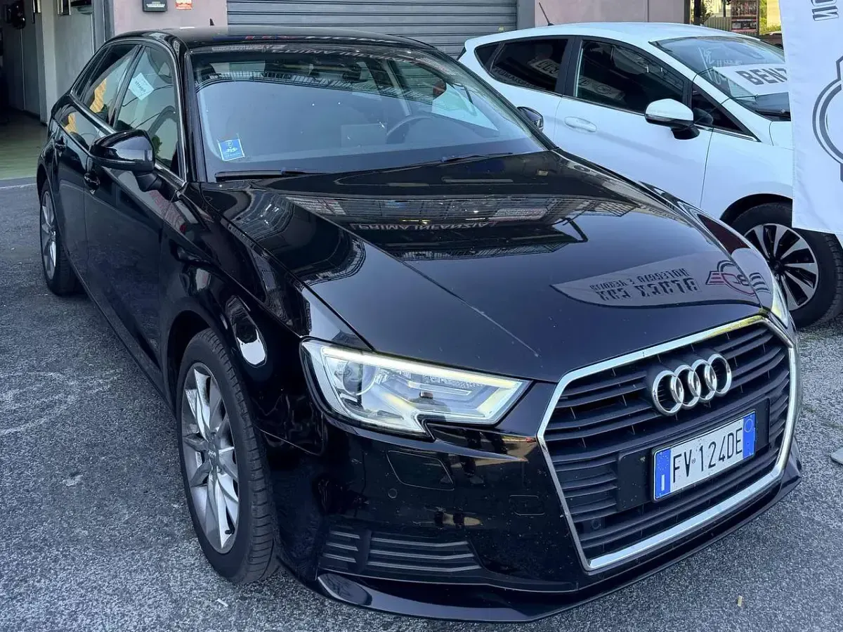 Usata Audi A3 Admired 116 CV (85 kW) 2019 Nero Berlina