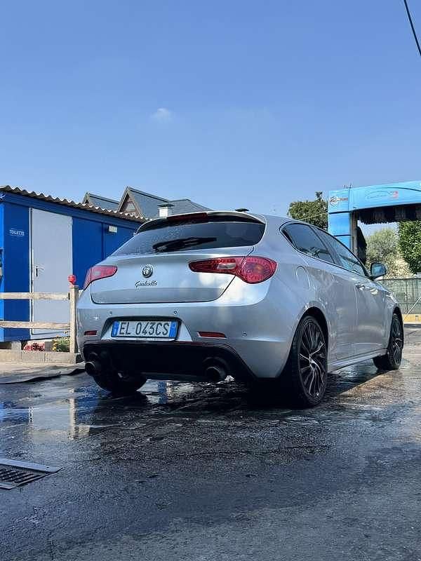 Usata Alfa Romeo Giulietta Exclusive 170 CV (125 kW) 2011 Utilitaria