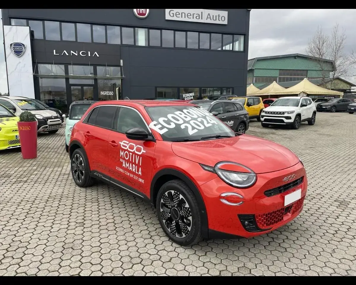 Usata Fiat 600 La Prima 114 kW (156 CV) 2023 Blu SUV