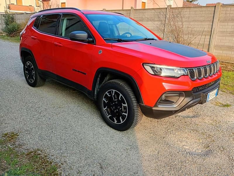 Usata Jeep Compass Trailhawk 241 CV (177 kW) 2021 Rosso SUV
