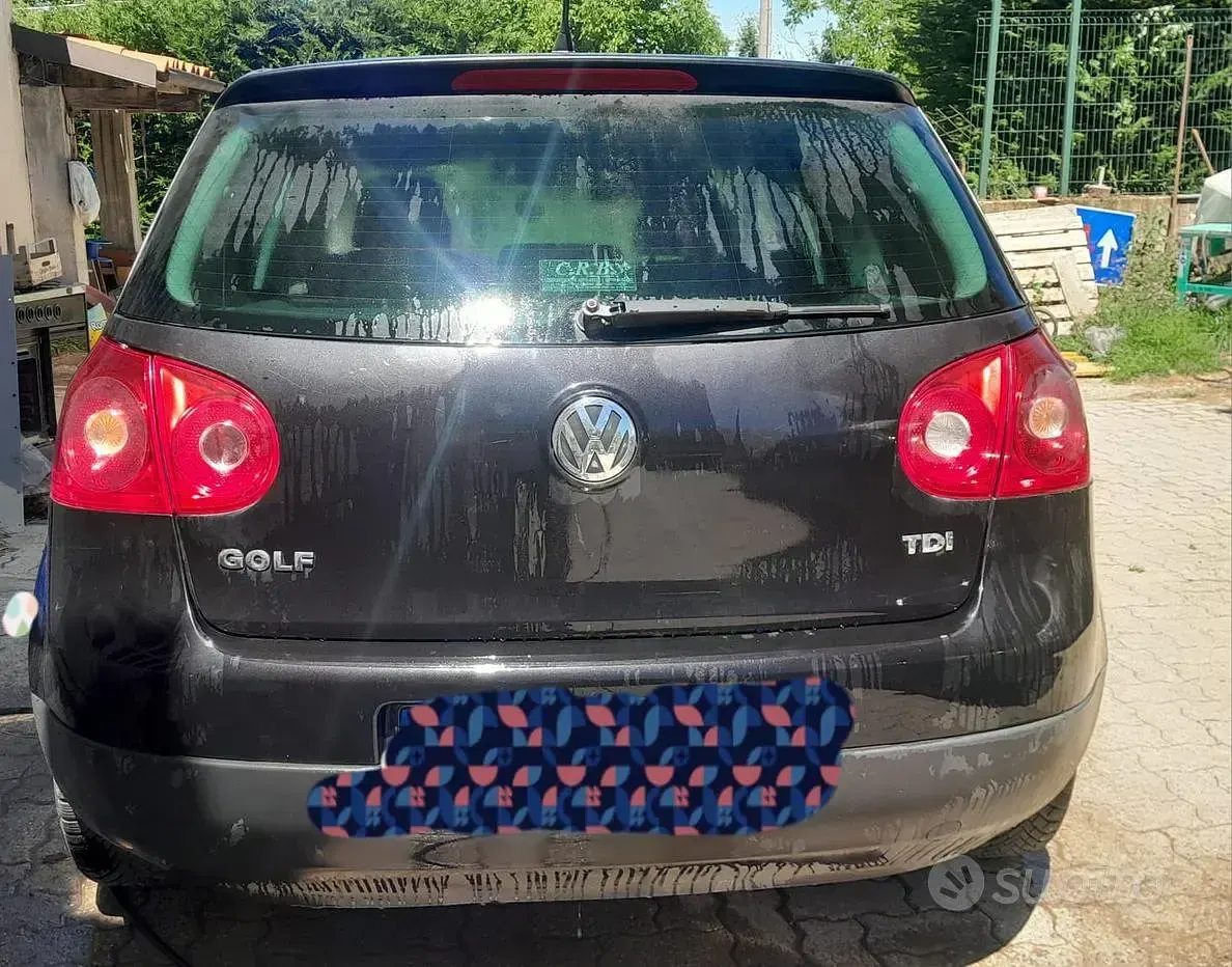 Usata VW Golf VI 105 CV (77 kW) 2008 Nero Utilitaria