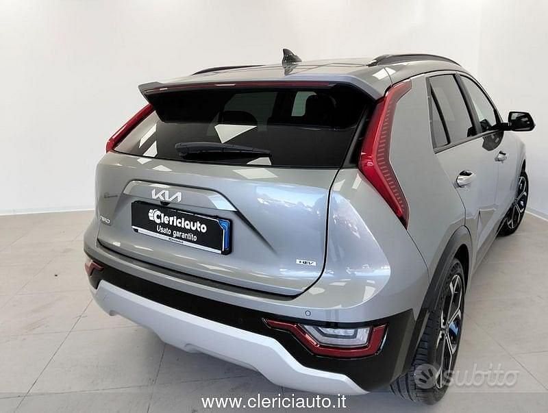 Usata Kia Niro 141 CV (103 kW) 2022 Grigio SUV