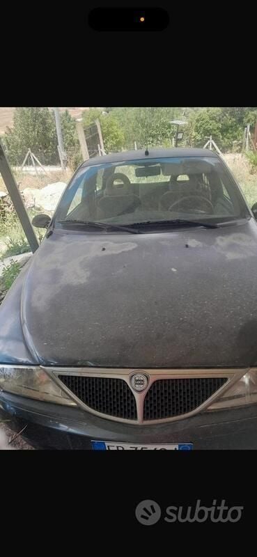 Usata Lancia Ypsilon 80 CV (58 kW) 2002 Blu Utilitaria