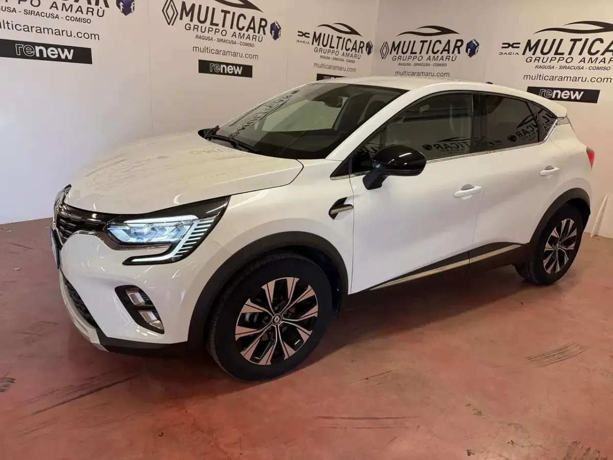 Usata Renault Captur Techno 92 CV (67 kW) 2023 Bianco SUV