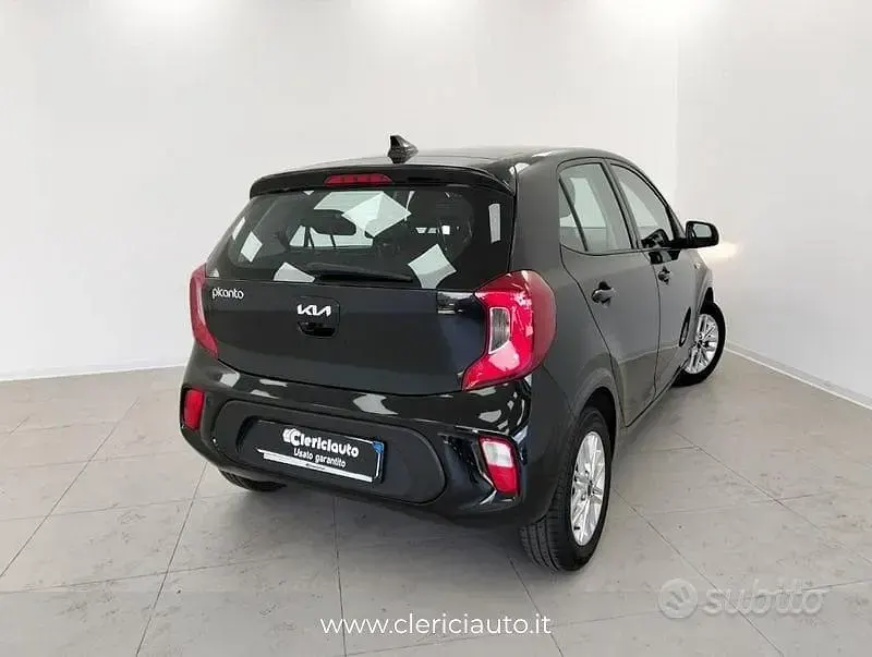 Usata Kia Picanto Urban 67 CV (49 kW) 2023 Nero Utilitaria