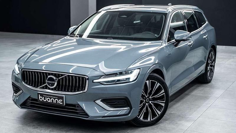Usata Volvo V60 Plus 197 CV (144 kW) 2024 Grigio perlato metall Station wagon