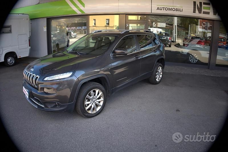 Usata Jeep Cherokee Limited 170 CV (125 kW) 2014 Grigio SUV