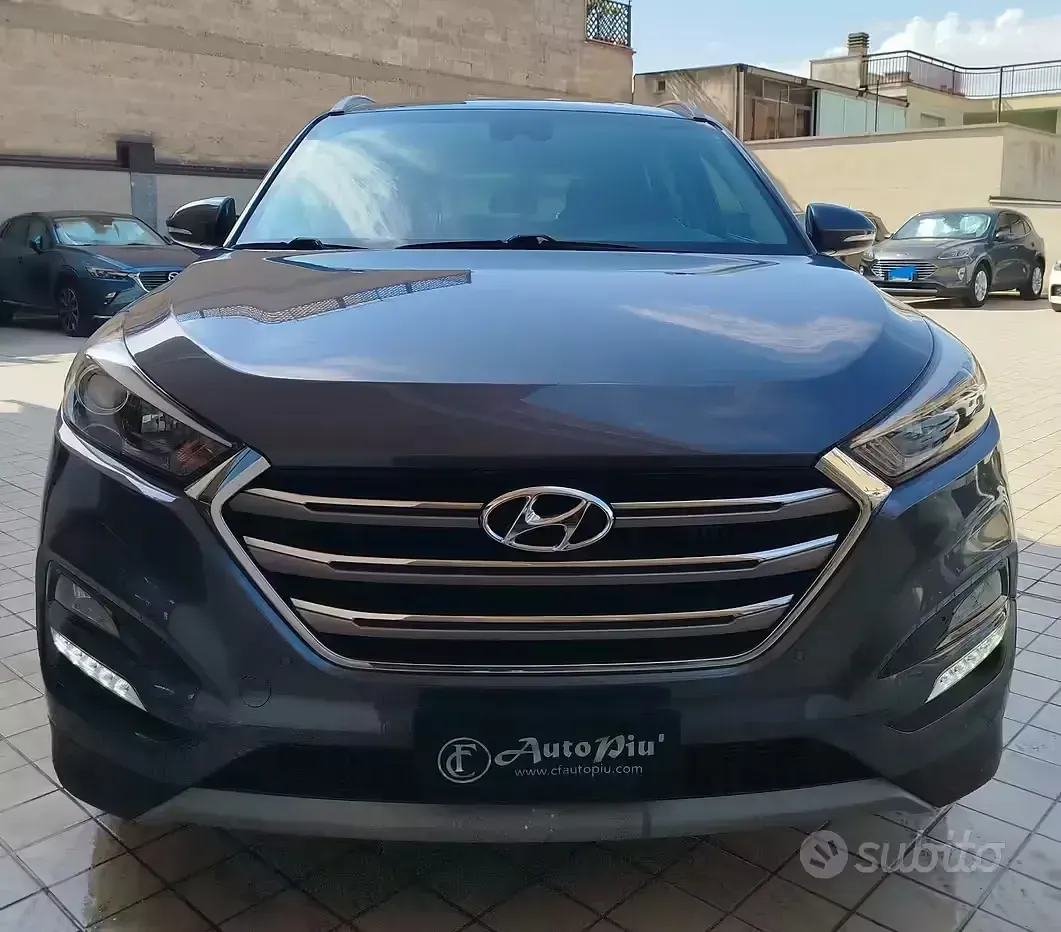 Usata Hyundai Tucson Xpossible 116 CV (85 kW) 2017 Grigio SUV