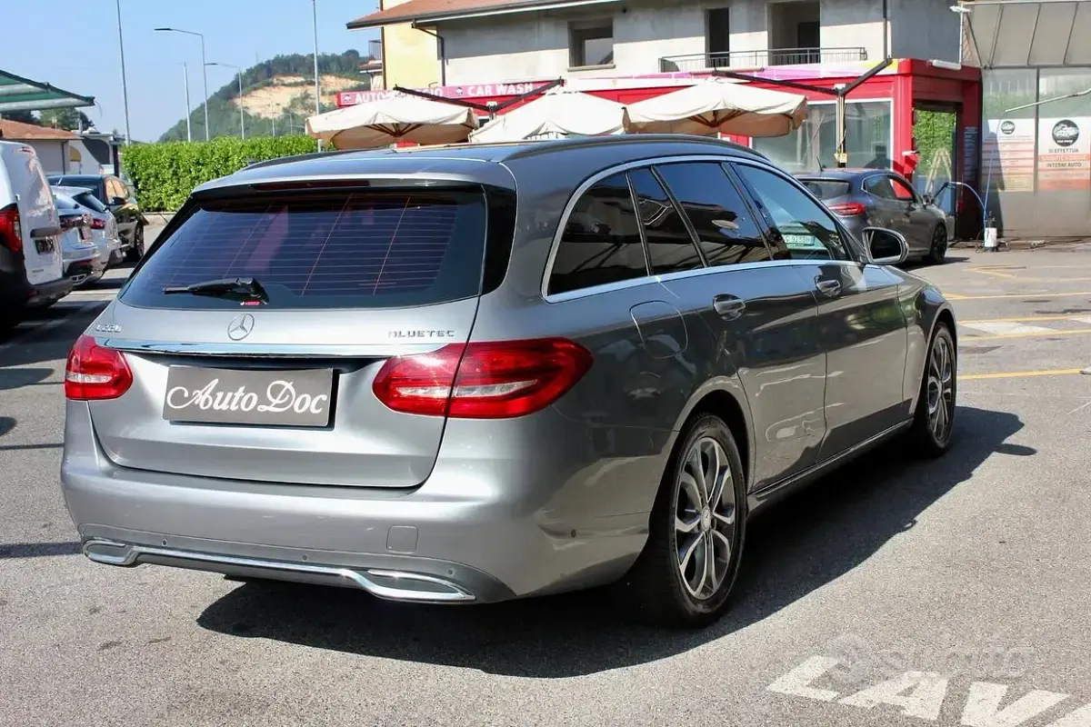 Usata Mercedes C220 SE 170 CV (125 kW) 2016 Grigio Station wagon