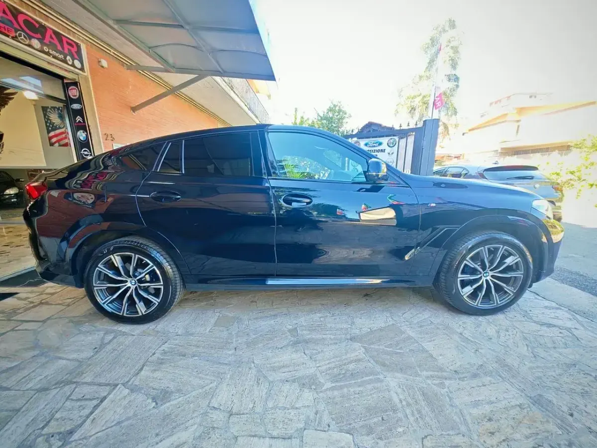 Usata BMW X6 M Sport 286 CV (210 kW) 2022 Nero SUV