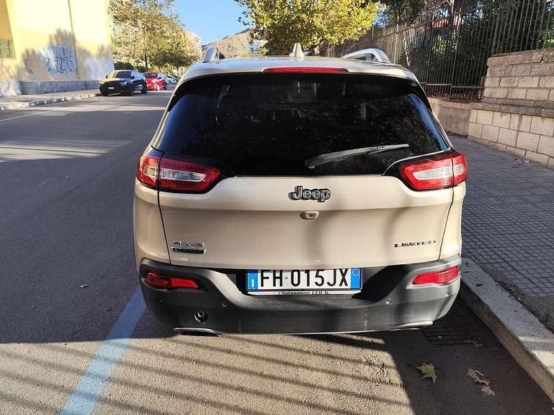 Usata Jeep Cherokee 197 CV (144 kW) 2017 Beige SUV